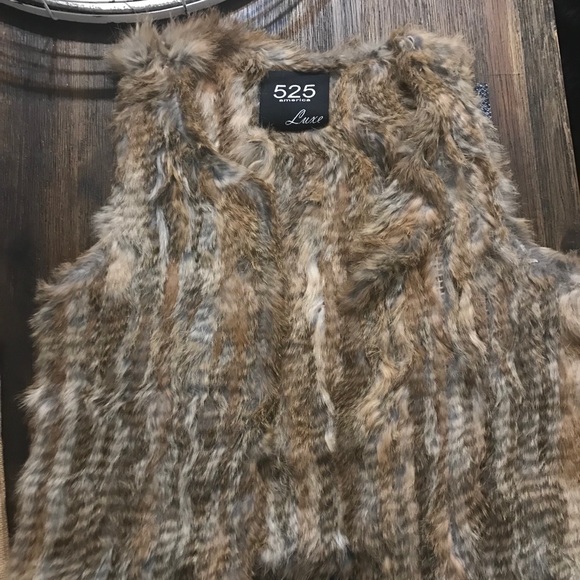 525 fur vest - Picture 2 of 2